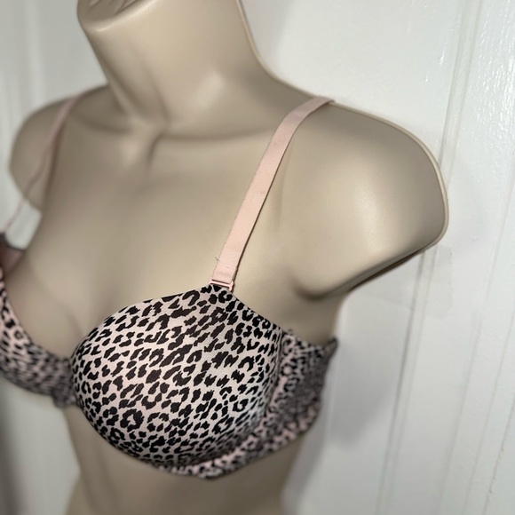 Victoria’s Secret (36C) Cheetah Print Bra - Picture 3 of 5